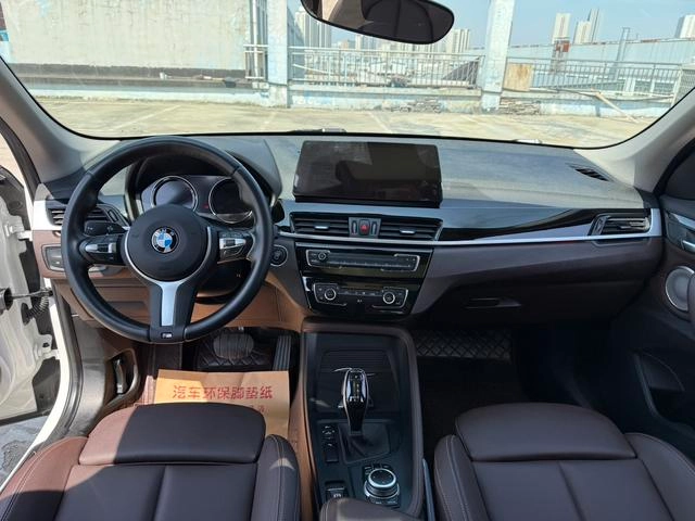 BMW X1 2021 Reforma sDrive25Li Líder interior foto 10