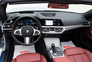 BMW 4 Series 2022 Restyling 430i Convertible M Sports Night Suit interior photo 14