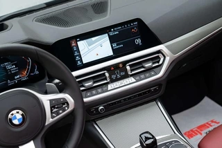 BMW 4 Series 2022 Restyling 430i Convertible M Sports Night Suit interior photo 16