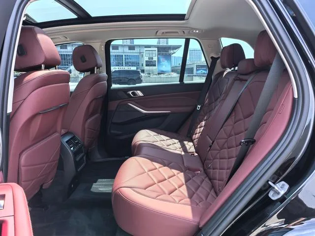 BMW X5 2022 Mise à jour xDrive 30Li M Ensemble de sport intérieur photo 11