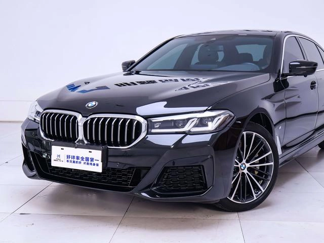 BMW 5 Series 2022 Restyling 530Li Leading Type M Sports suit exterior photo 4