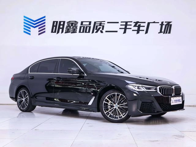 BMW 5 Series 2022 Restyling 530Li Leading Type M Sports suit exterior photo 6