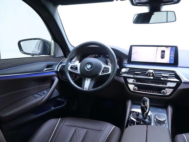 BMW 5 Series 2022 Restyling 530Li Leading Type M Sports suit interior photo 15