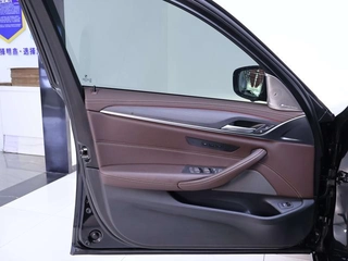 BMW 5 Series 2022 Restyling 530Li Leading Type M Sports suit interior photo 19