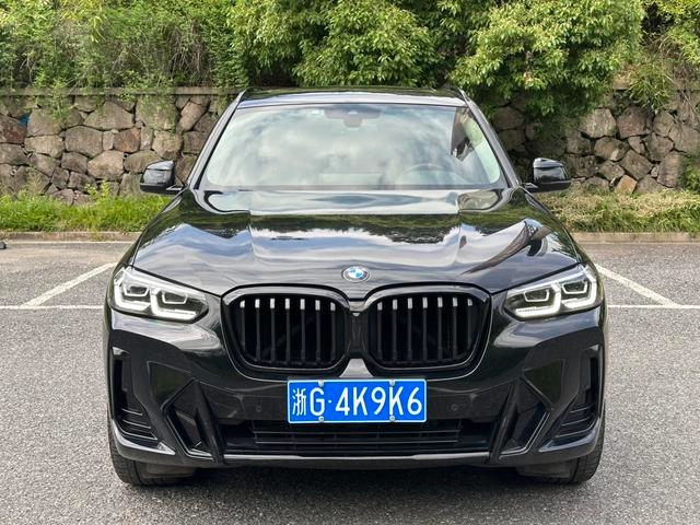 BMW X3 2022 xDrive30i Leading Type M Obsidian Night Suit exterior photo 2