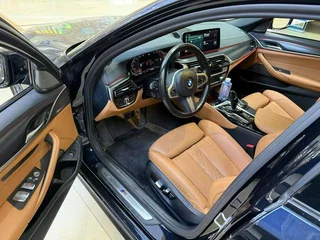 BMW 5 Series 2022 530i M Sports suit exterior photo 5