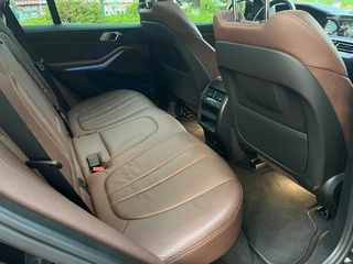 BMW X5 2021 xDrive40i M Sports suit interior photo 10