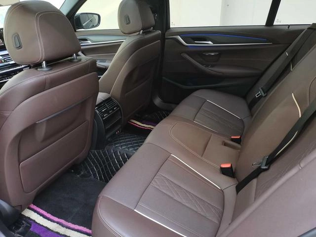 BMW 5 Series 2021 Reforma 530Li Líder M Conjunto deportivo exterior foto 6