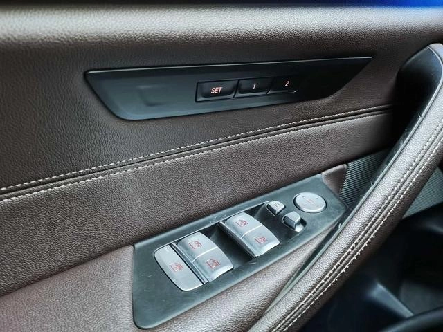 BMW 5 Series 2021 Reforma 530Li Líder M Conjunto deportivo interior foto 11