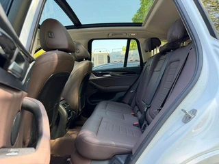 BMW X3 2021 xDrive25i M Sports suit interior photo 12