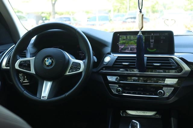 BMW X3 2021 xDrive25i M Sports suit interior photo 15