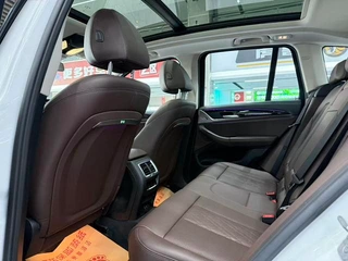 BMW X3 2022 Restyling xDrive25i M Sports suit interior photo 8