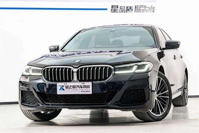 BMW 5 Series 2023 530Li Leading Type M Sports suit exterior photo 3