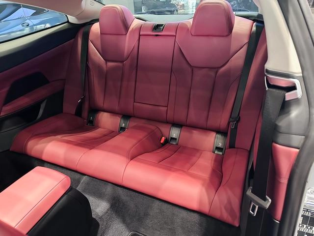 BMW 4 Series 2023 425i M Sports suit interior photo 14