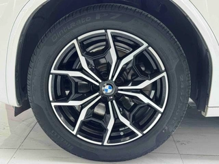 BMW X3 2022 xDrive25i M Sports suit interior photo 16