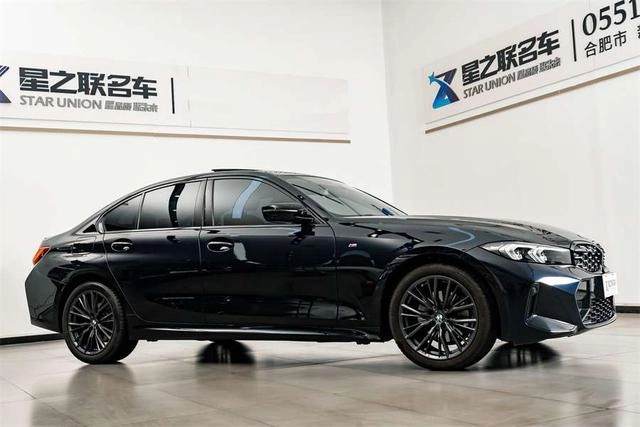 BMW 3 Series 2023 325i M Sports Night Suit exterior photo 6