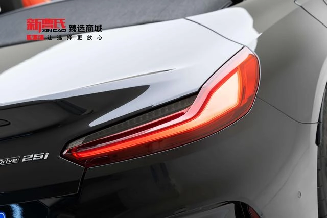 BMW Z4 2022 sDrive 25i M Sports Night Suit exterior photo 10