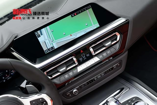 BMW Z4 2022 sDrive 25i M Sports Night Suit interior photo 14