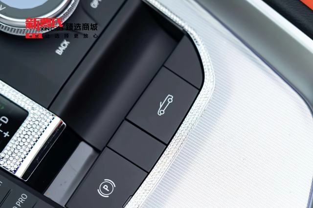 BMW Z4 2022 sDrive 25i M Sports Night Suit interior photo 20