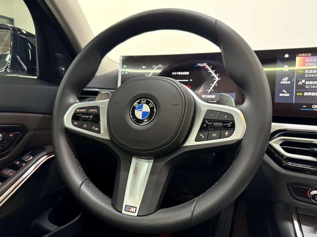 BMW 3 Series 2023 325Li M Sports Night Suit interior photo 14