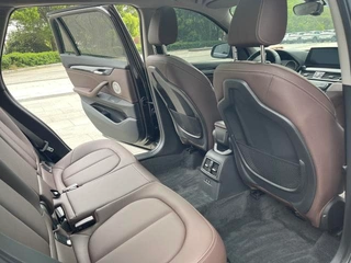 BMW X1 2020 sDrive25Li Leading Type interior photo 13