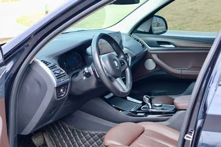 BMW X3 2022 xDrive30i Leader M Ensemble de nuit Yao intérieur photo 12