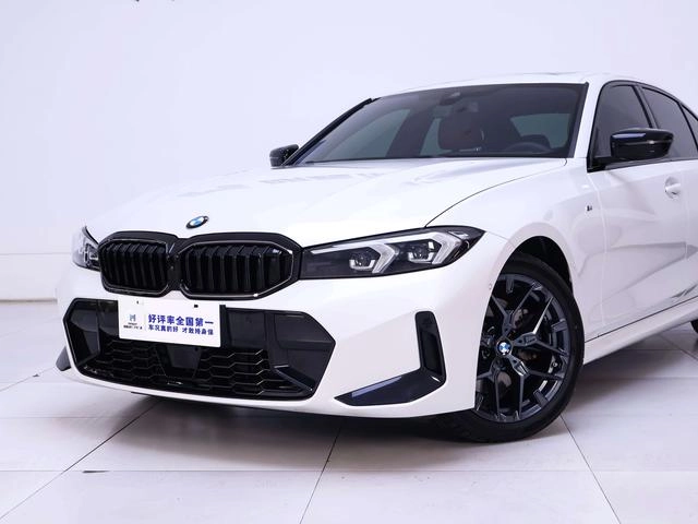 BMW 3 Series 2025 330i M Sports Night Suit exterior photo 4