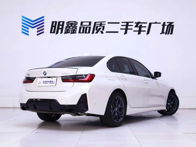 BMW 3 Series 2025 330i M Sports Night Suit exterior photo 8