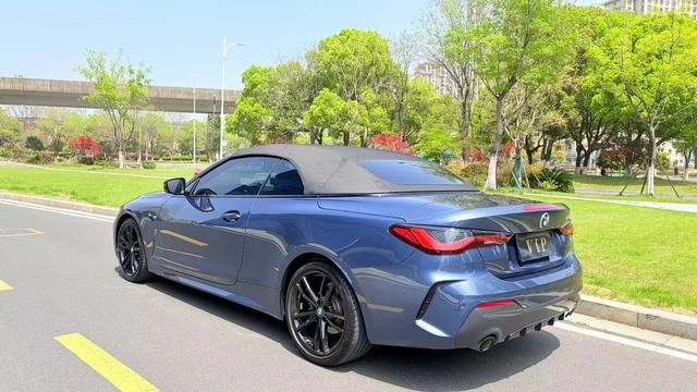 BMW 4 Series 2022 Mise à jour 425i Cabriolet M Set de nuit de sport intérieur photo 8