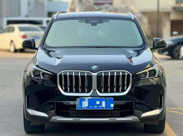 BMW X1 2025 sDrive25Li X Traje de diseño exterior foto 2