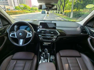 BMW X3 2021 xDrive30i Líder M Conjunto deportivo interior foto 10