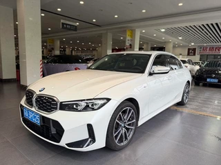 BMW 3 Series 2023 325Li M Sports suit