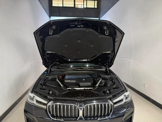BMW 5 Series 2023 530Li Leading Type M Sports suit interior photo 14