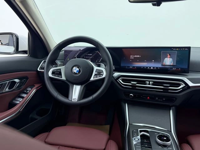 BMW 3 Series 2023 325i M Sports suit exterior photo 9