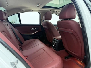 BMW 3 Series 2023 325i M Sports suit interior photo 15