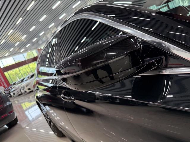 BMW 5 Series 2023 Reforma 530Li Tipo de lujo M Conjunto deportivo exterior foto 6 BMW 5 Series 2023 Reforma 530Li Tipo de lujo M Conjunto deportivo exterior foto 6