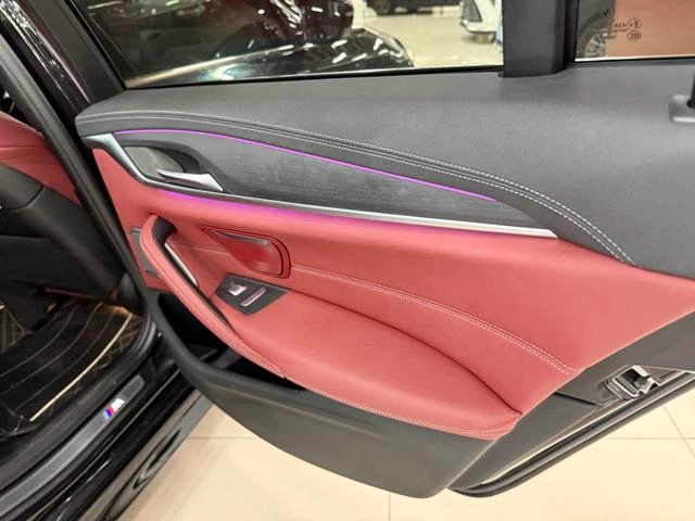 BMW 5 Series 2023 Reforma 530Li Tipo de lujo M Conjunto deportivo interior foto 13 BMW 5 Series 2023 Reforma 530Li Tipo de lujo M Conjunto deportivo interior foto 13