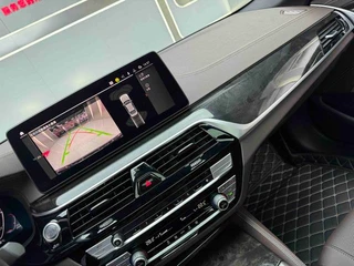 BMW 5 Series 2022 Second change 525Li M Sports suit interior photo 10