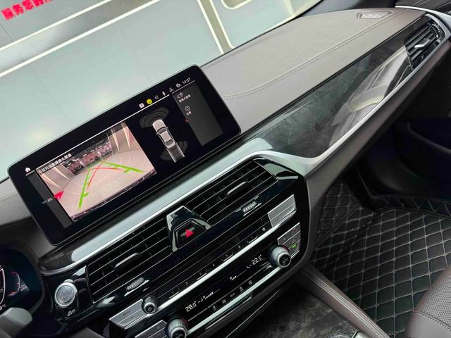 BMW 5 Series 2022 Second change 525Li M Sports suit interior photo 10