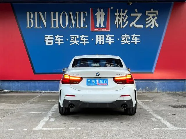 BMW 1 Series 2023 125i M Sports Obsidian Night Edition exterior photo 7