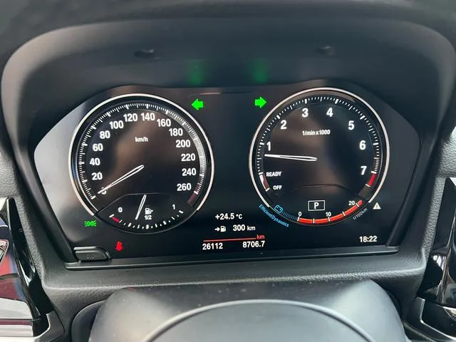 BMW 1 Series 2023 125i M Sports Obsidian Night Edition interior photo 17