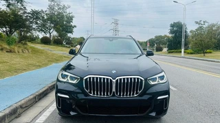 BMW X5 2022 Restyling xDrive 30Li Premium Class M Sports suit exterior photo 2