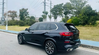 BMW X5 2022 Restyling xDrive 30Li Premium Class M Sports suit interior photo 9