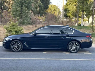 BMW 5 Series 2022 Second change 525Li M Sports suit exterior photo 7
