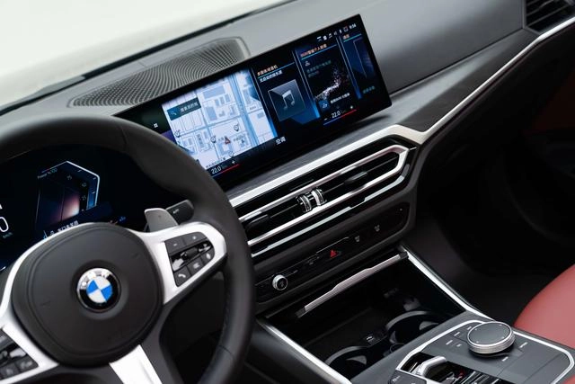 BMW 4 Series 2023 425i M Conjunto deportivo interior foto 15
