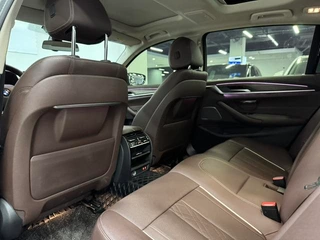 BMW 5 Series 2023 530Li Leading Type Luxury Set exterior photo 7