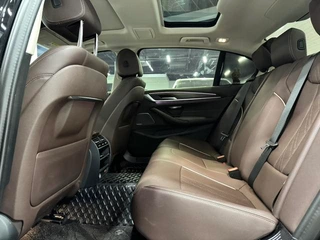 BMW 5 Series 2023 530Li Leading Type Luxury Set exterior photo 8
