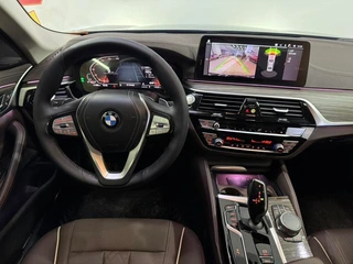BMW 5 Series 2023 530Li Leading Type Luxury Set interior photo 13
