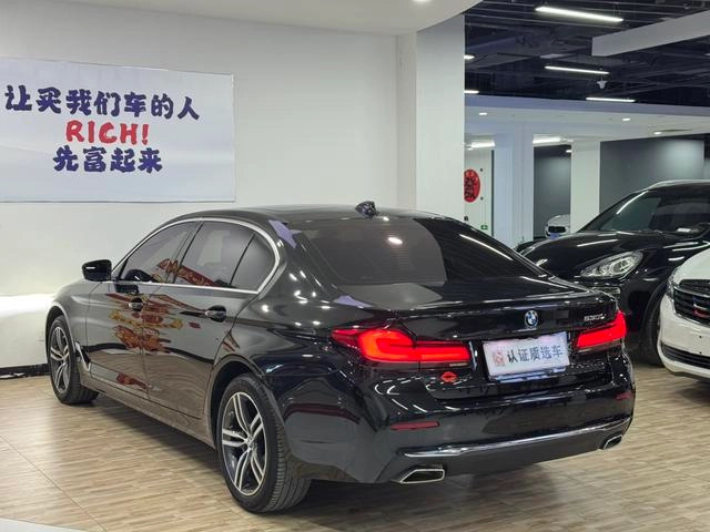 BMW 5 Series 2023 530Li Leading Type Luxury Set interior photo 19