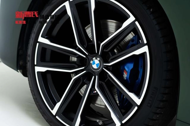 BMW 4 Series 2023 430i Convertible M Sports Night Suit exterior photo 7